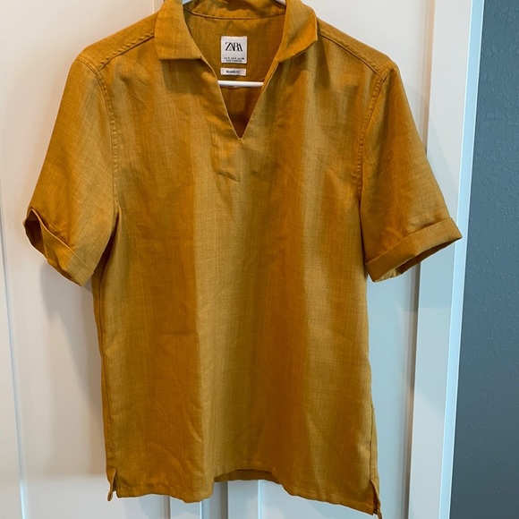 Zara Tops - Zara relaxed fit top, mustard, pullover size s